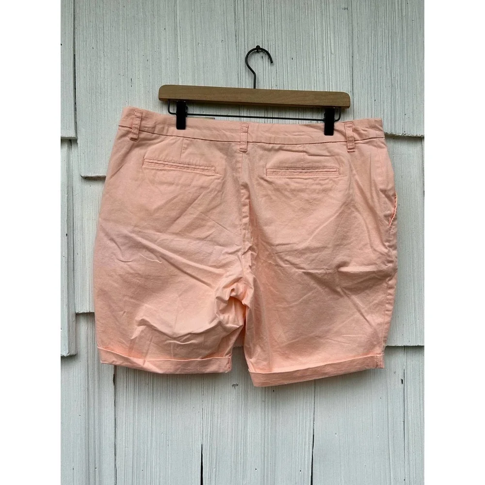 Faded Glory Womens Peach Chino Bermuda Shorts Size 16‎ Cuffed Casual Everyday